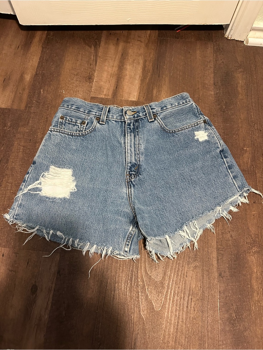 Levi’s 560 High-Waist Distressed Denim Women’s Shorts - Light Blue